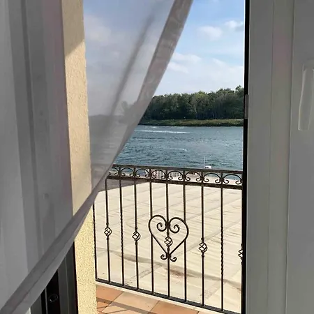 Portowa - 120 Metrow Od Plazy Panzió Dziwnów